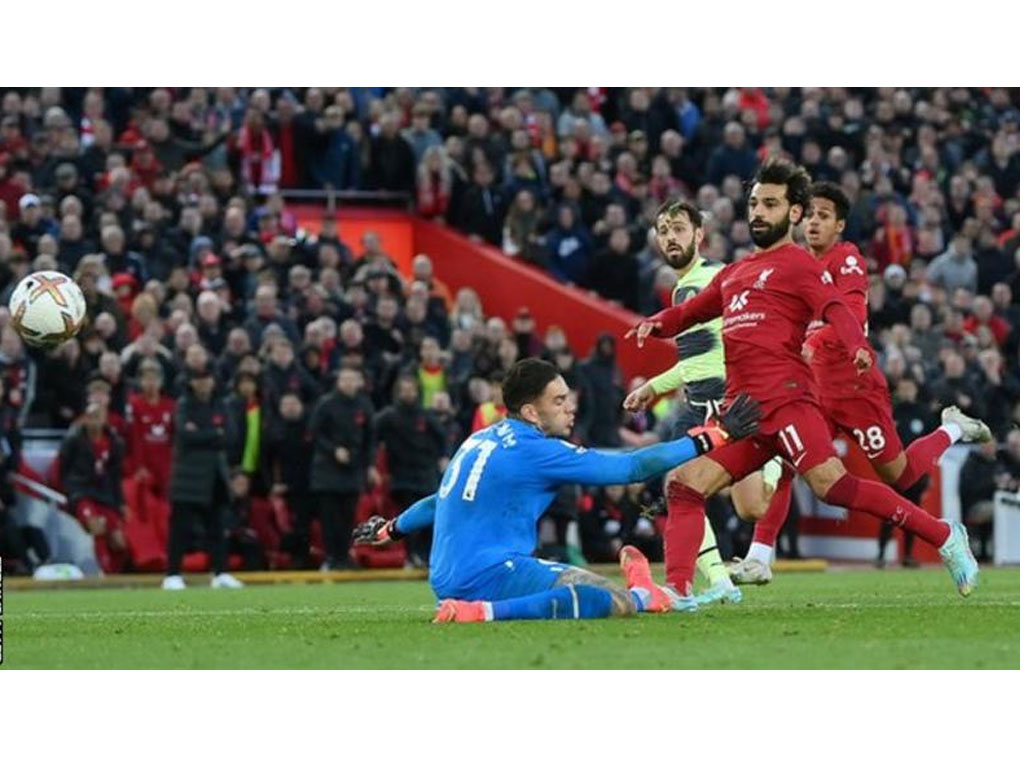 salah cetak gol ke gawang city