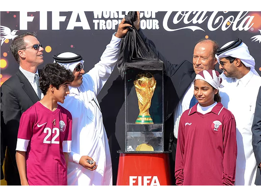 trofi piala dunia di qatar