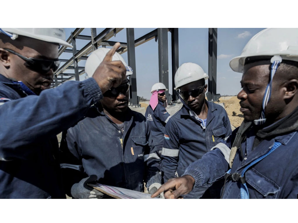 buruh konstruksi gas di afrika