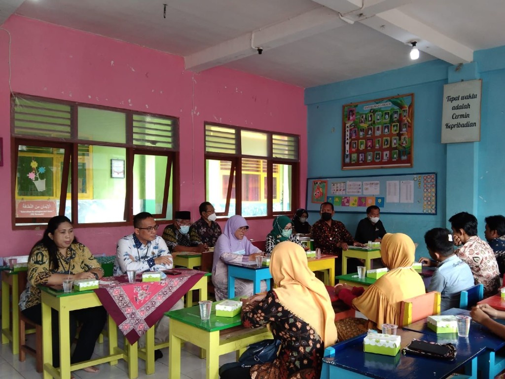 Selain Berikan Santunan, Kemensos Juga Kerahkan Tim Pulihkan Trauma Korban Ambruknya SD Muhammadiyah Gunung Kidul