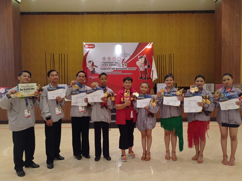 Prestasi gemilang berhasil diukir Cabang Olahraga Dansa Kabupaten Bogor, pada perhelatan Pekan Olahraga Provinsi (Porprov) Jawa Barat 2022.