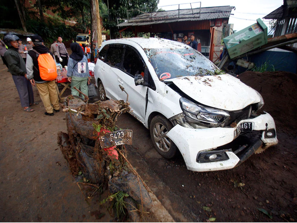 kerusakan akibat gempa cianjur