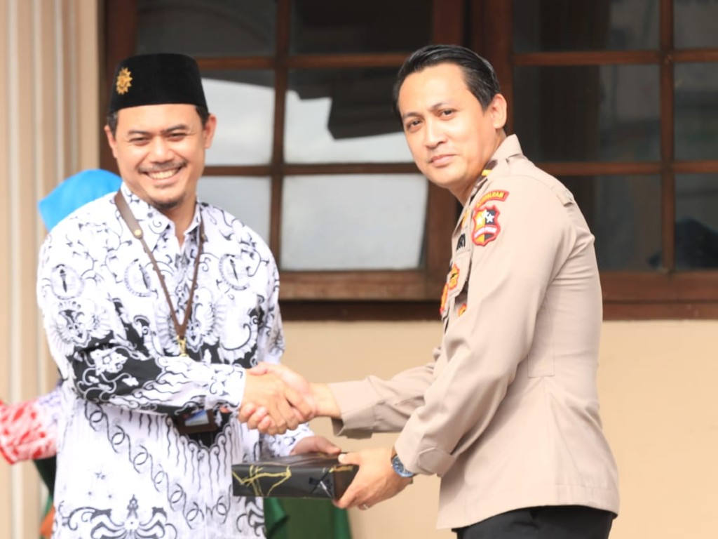 Ketua Komite SD Muhammadiyah 5 IPDA Imam Basori