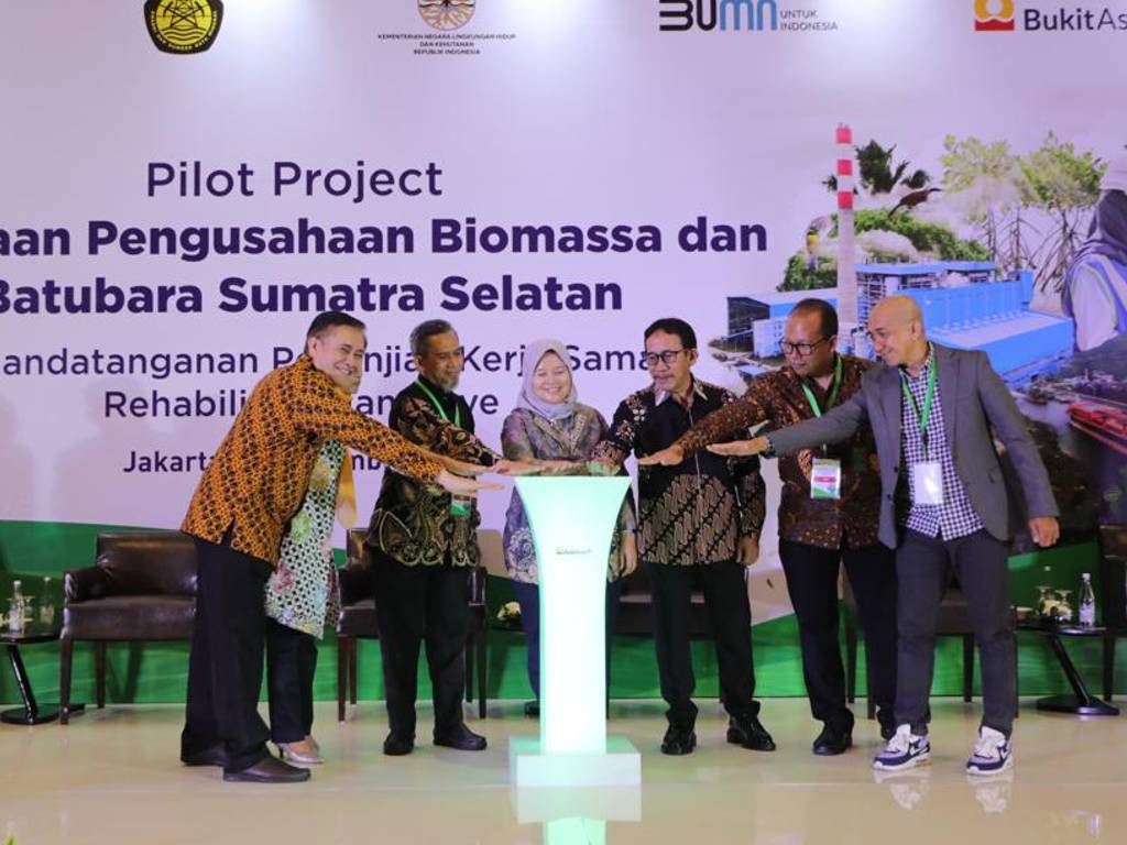 Saksikan Penandatanganan PKS Rehabilitasi Mangrove, Deputi Nani: Ini Berkat Semua Pihak