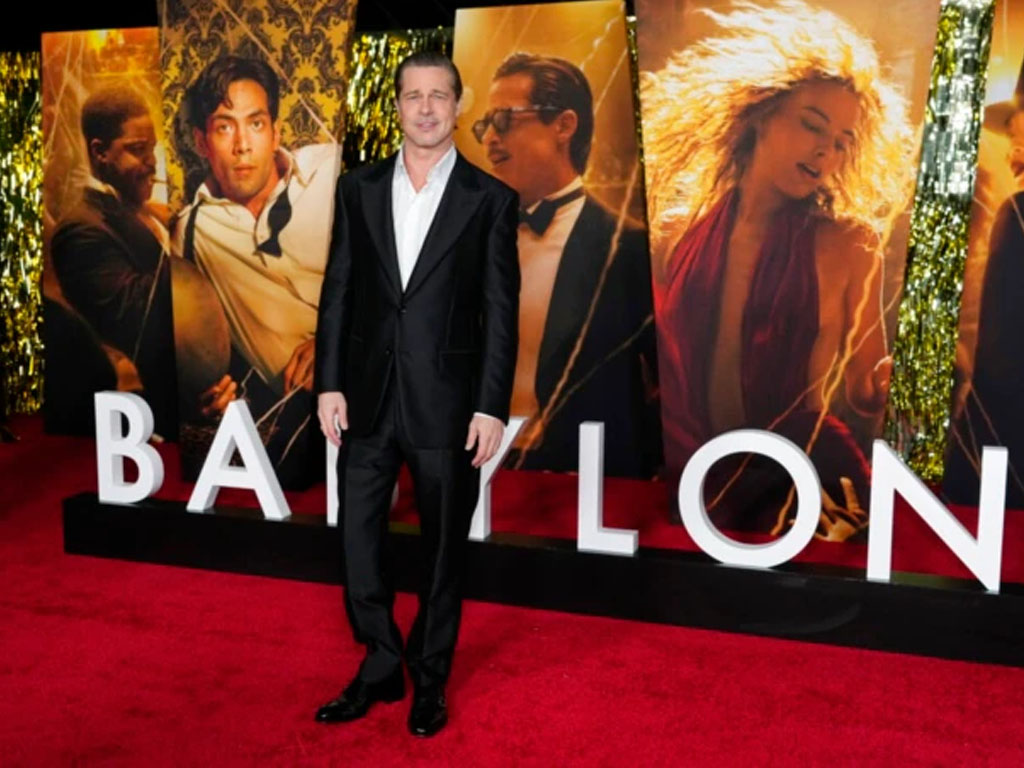 Brad Pitt di pemutara film babylon