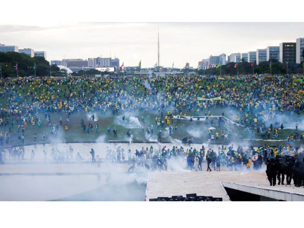 demo pendukung bolsonaro di brasil