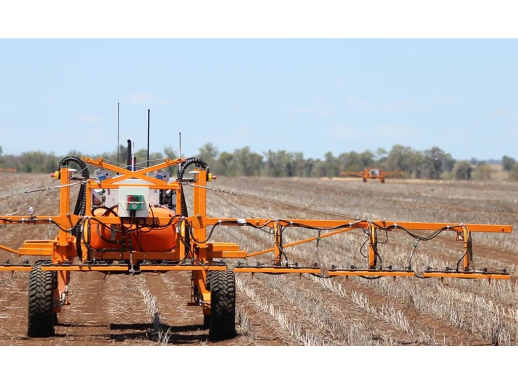 traktor robotik di australia