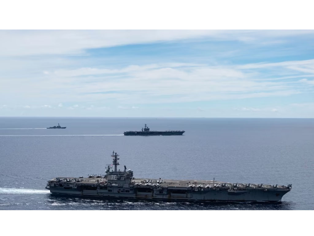 kapal perang as di laut china selatan