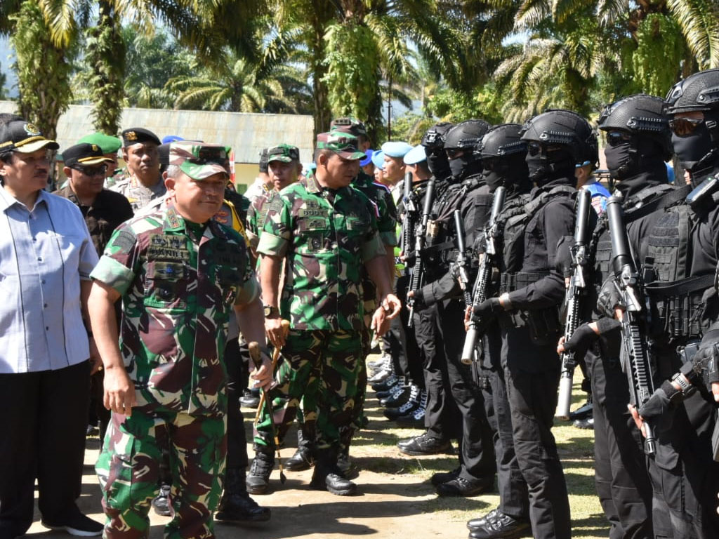 gelar pasukan danau toba1