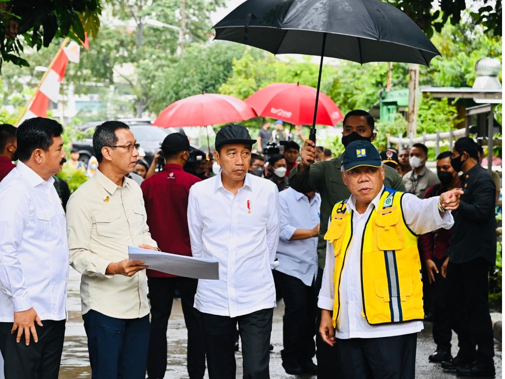 jokowi tinjau ciliwung