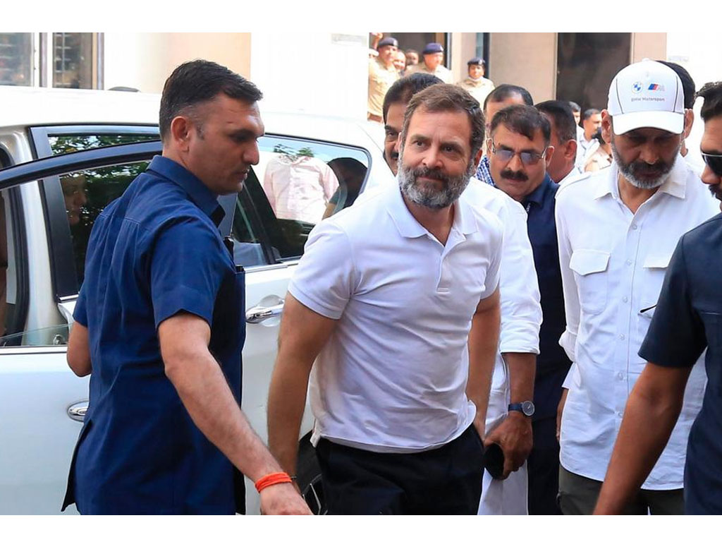 Rahul Gandhi tiba di pengadilan