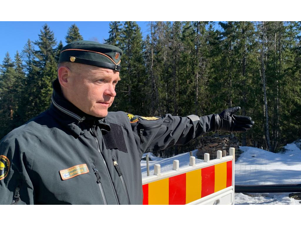 Penjaga perbatasan Finlandia Kolonel Mika Rytkonen