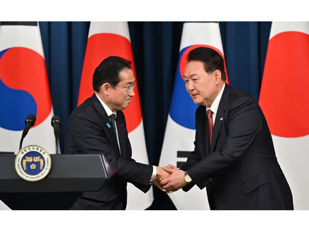 Presiden Yoon dan PM Kishida di Seoul