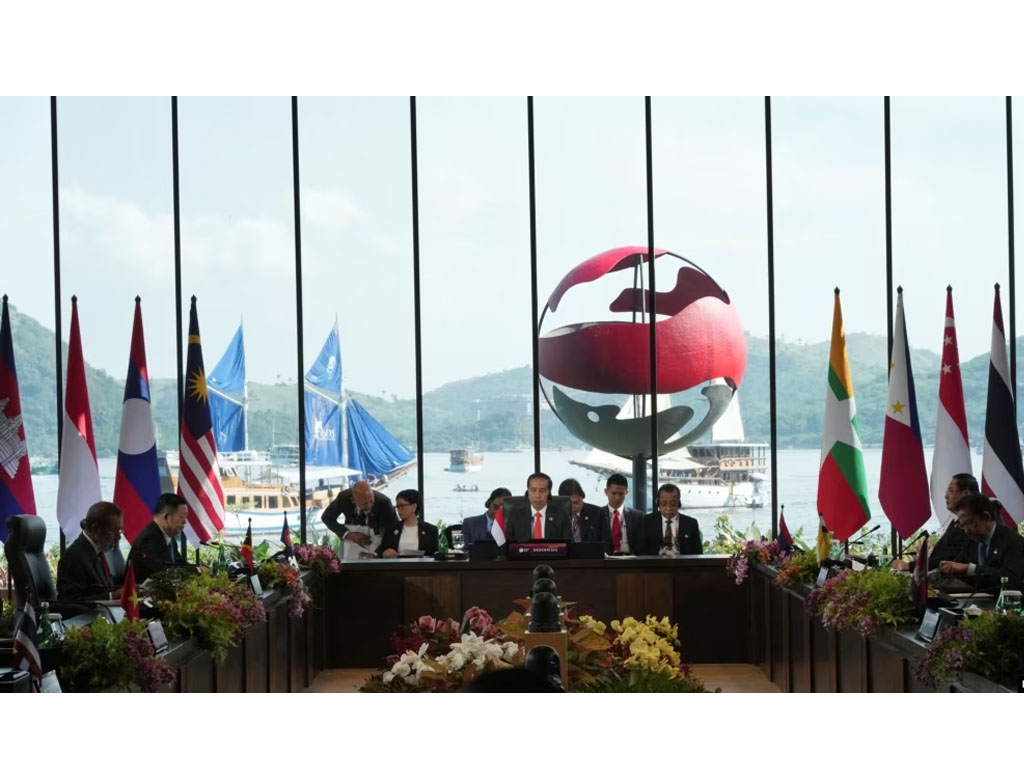 jokowi buka ktt asean