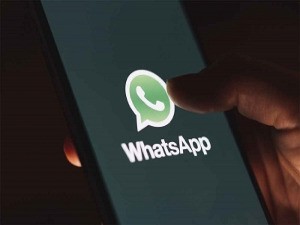 Cara Agar WhatsApp Tidak Terlihat Online.