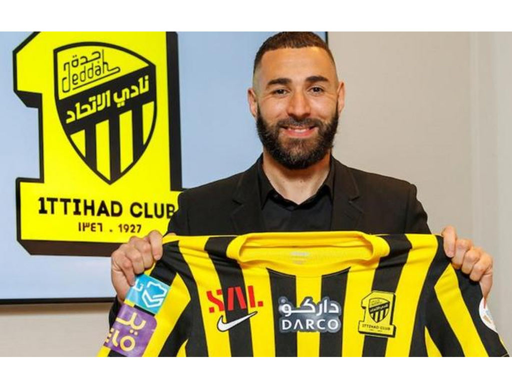 Karim Benzema dan jersey Al Ittihad