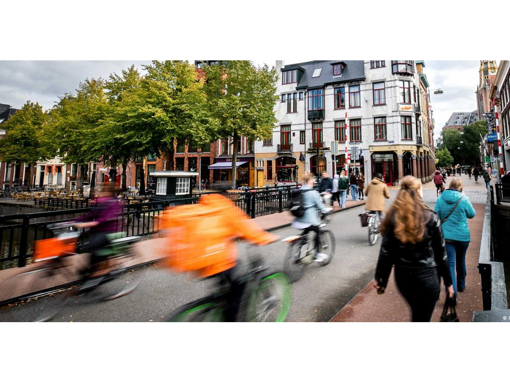 Pesepeda di Groningen Belanda
