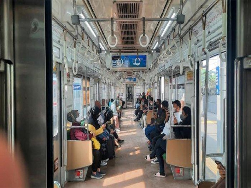 Penumpang KRL