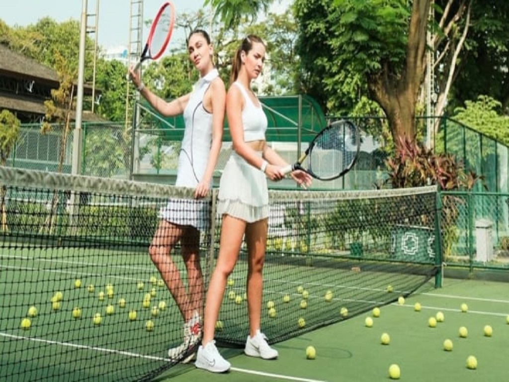 Luna Maya dan Nia Ramadhani