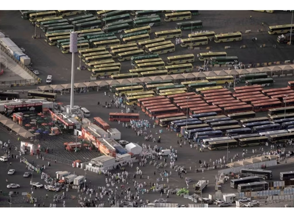 bus antar jemaah haji