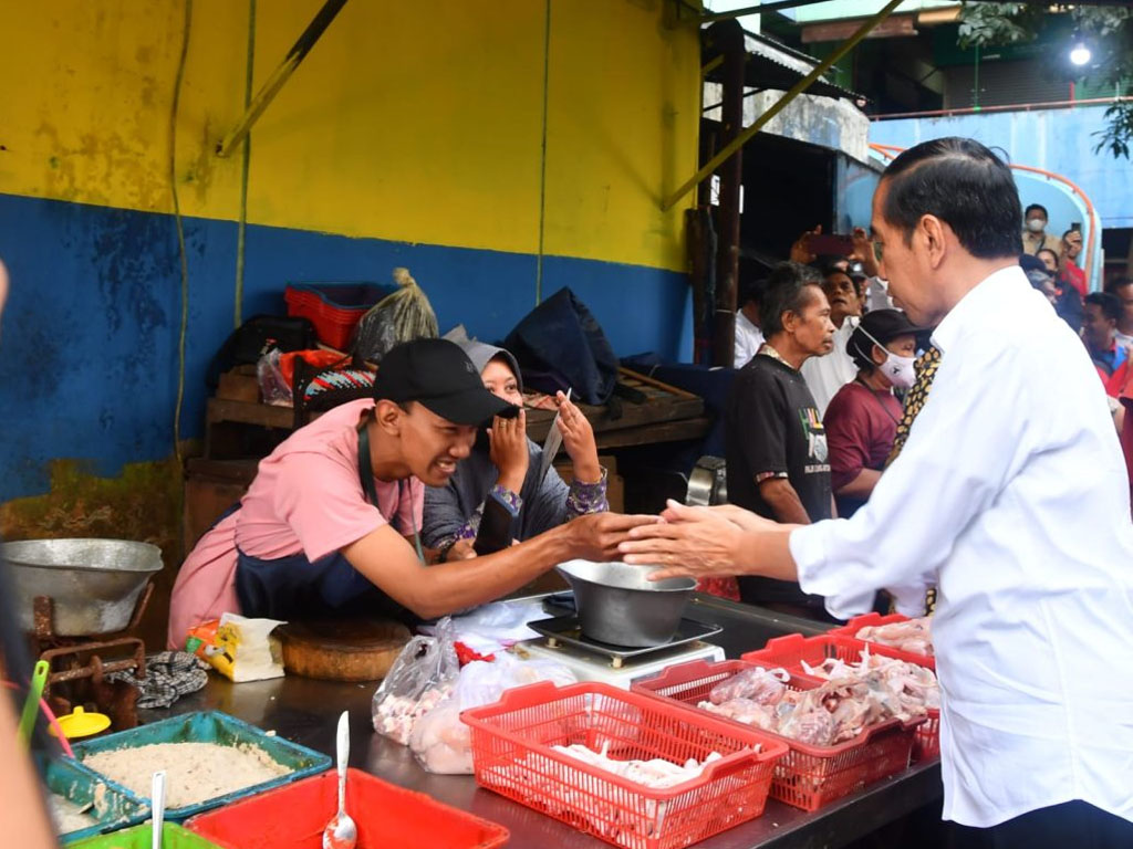 jokowi di pasal pal merah
