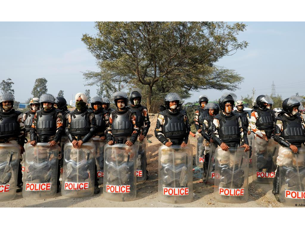 Polisi anti huru-hara India