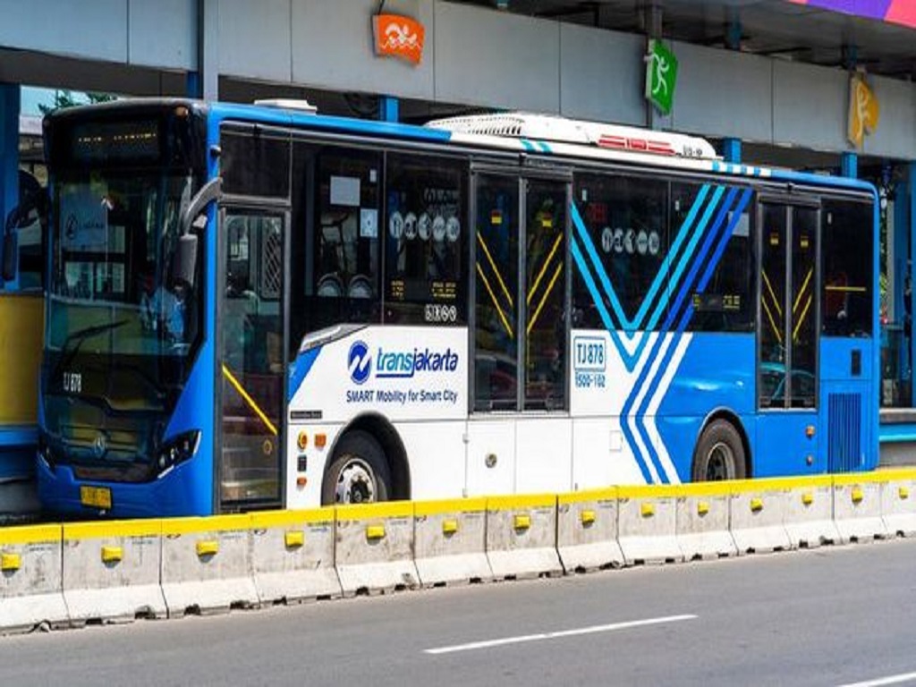 Rute Transjakarta ke Bandara Soetta