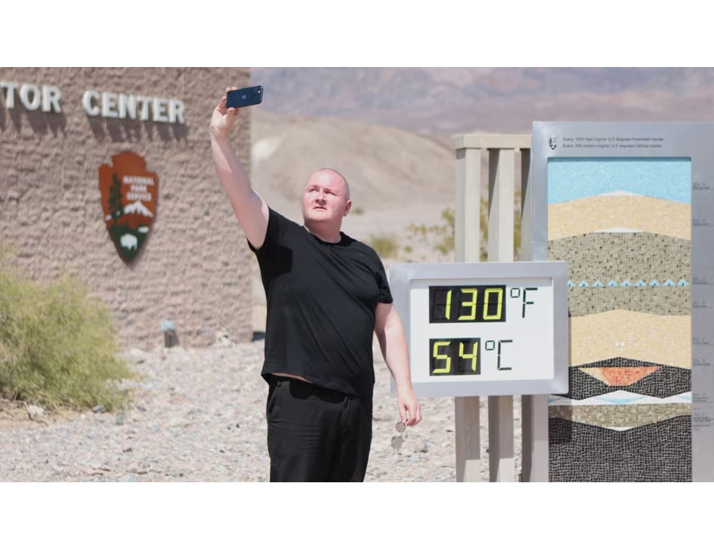 Scott Hughes turis Inggris swafoto di california