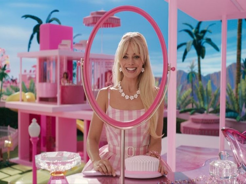 Sinopsis Film Barbie