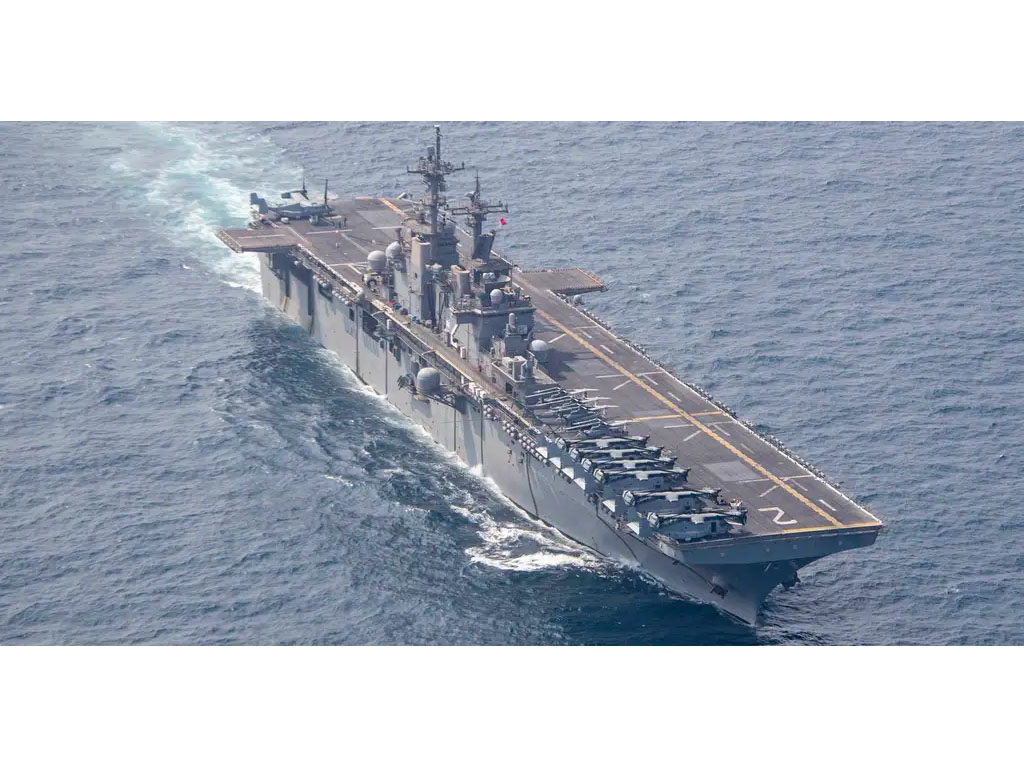 kapal USS Essex