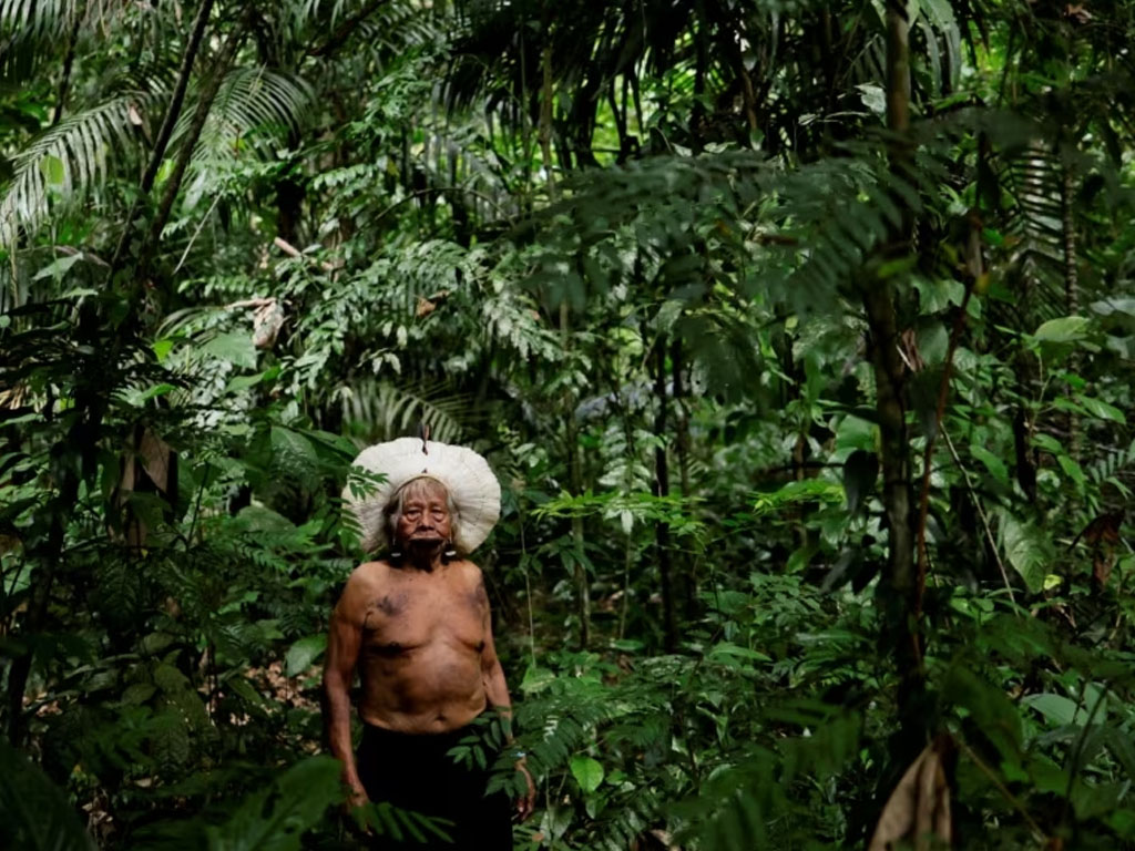 Kepala suku asli Brasil Raoni Metuktire