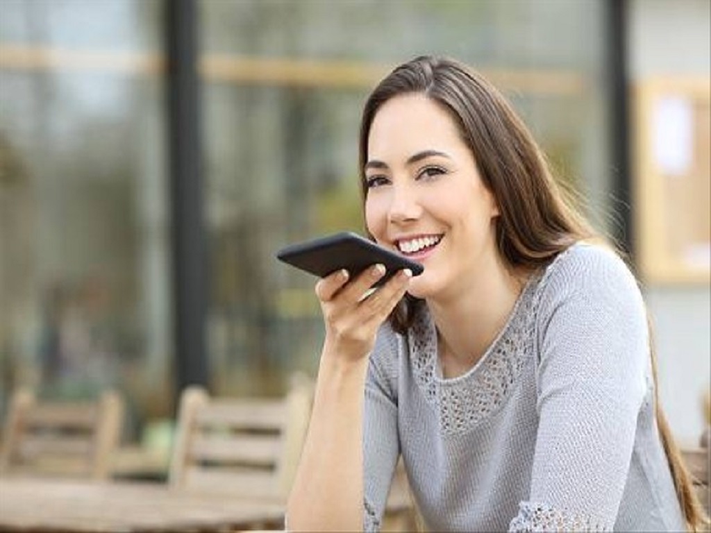 Aplikasi Pengubah Suara Wanita