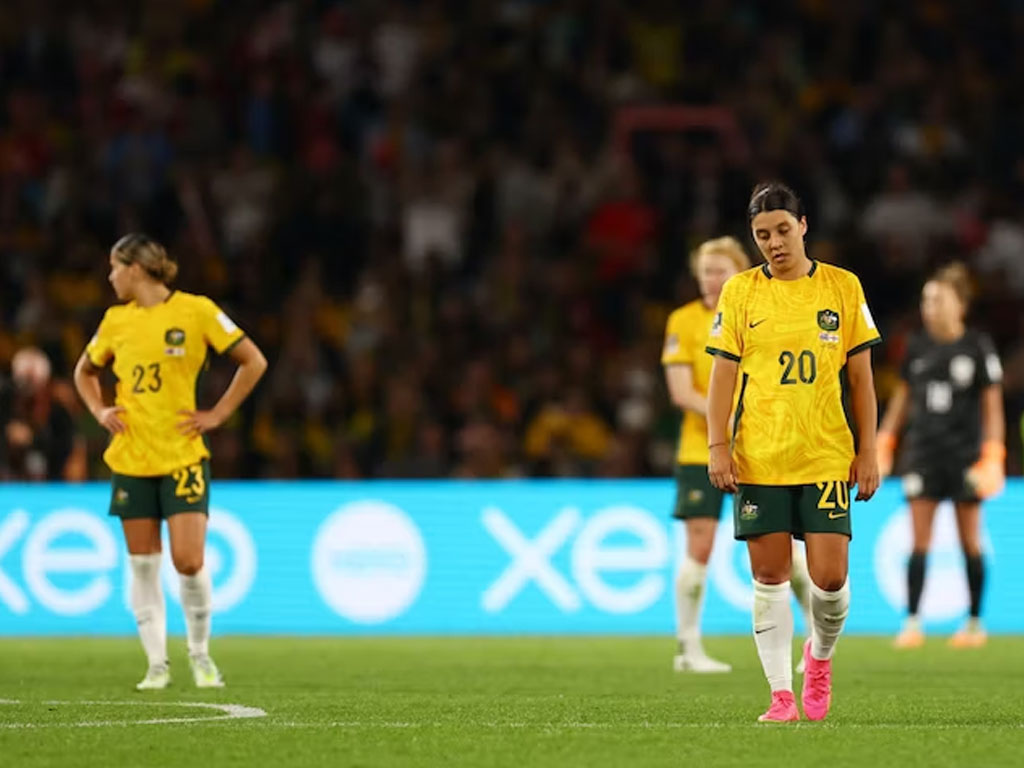 pemain australia lesu dikalahkan inggris d semifinal