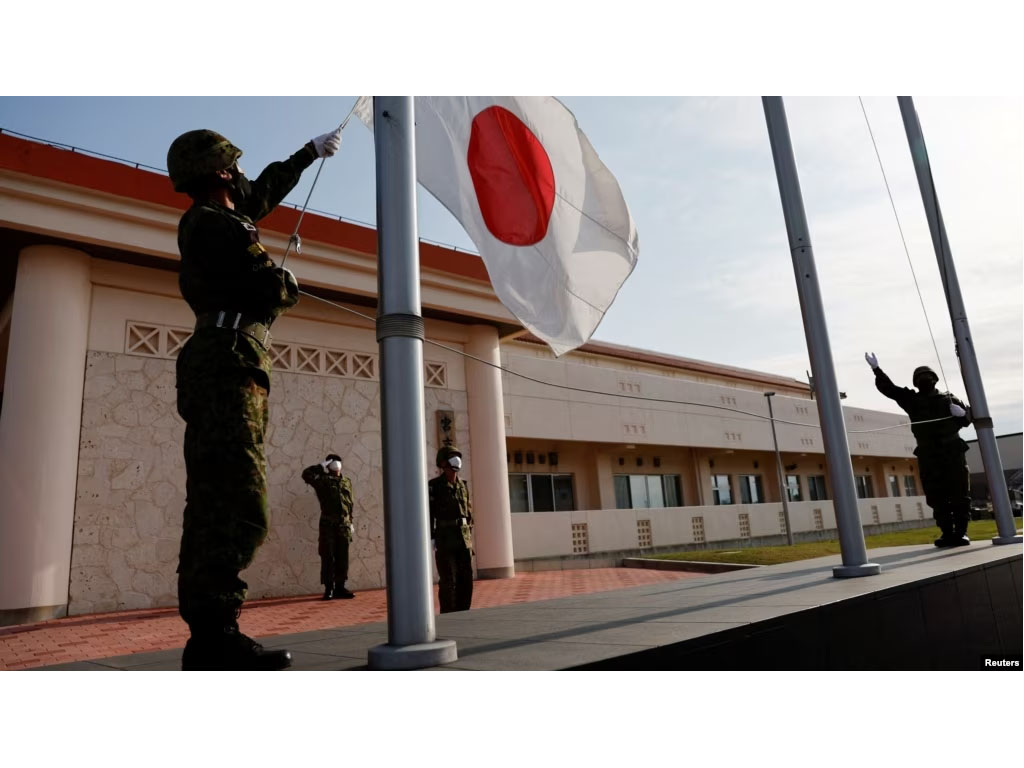 upacara bendera di okoniawa