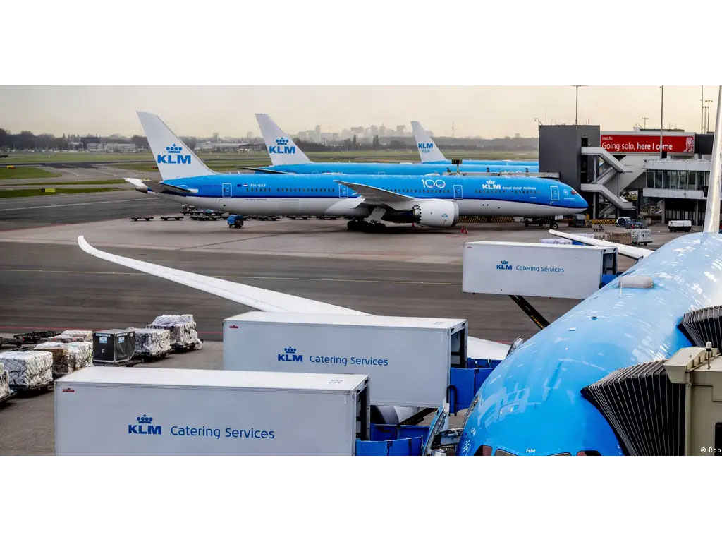 pesawat klm