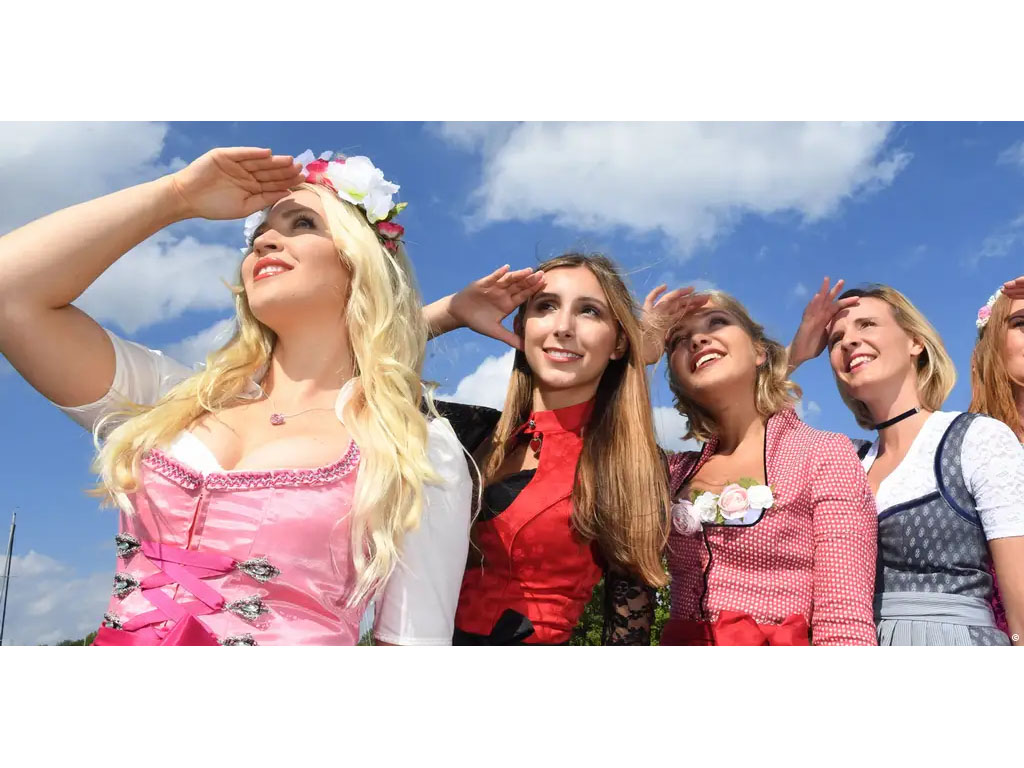 Tren Dirndl pink