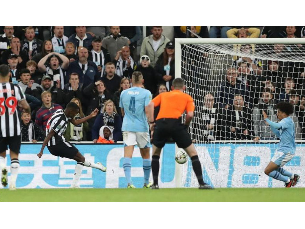 gol newcastle ke gawang city