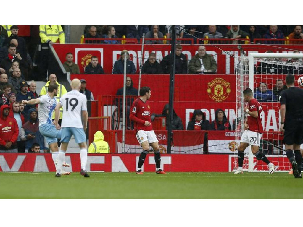 gol palace ke gawang united