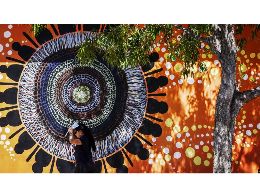 mural penduduk asli Australia di Darwin