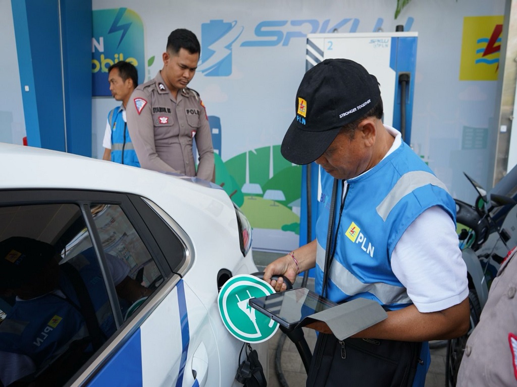 mobil listrik