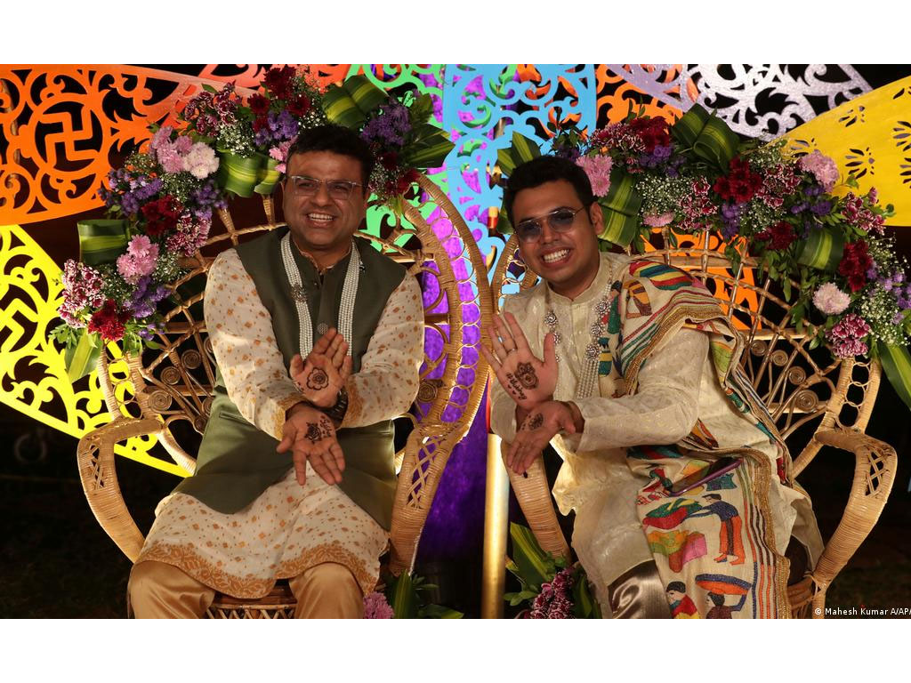 Pasangan gay di India
