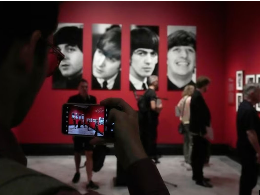 pameran Paul McCartney Photographs 1963-64