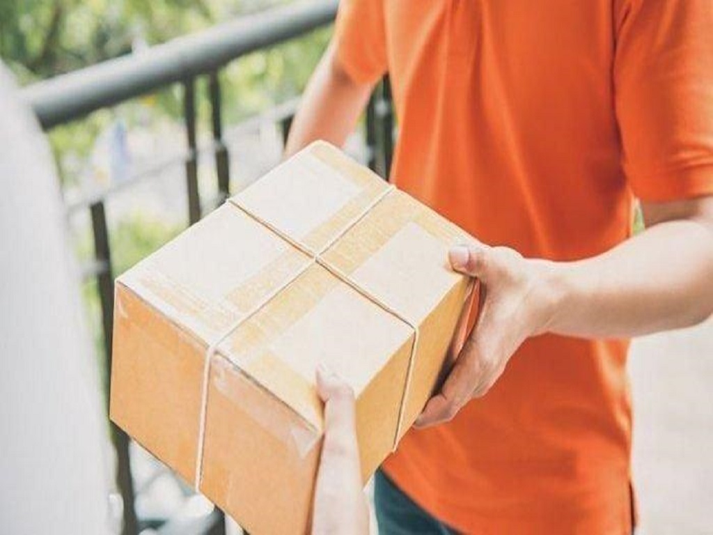 Kirim paket ke luar negeri