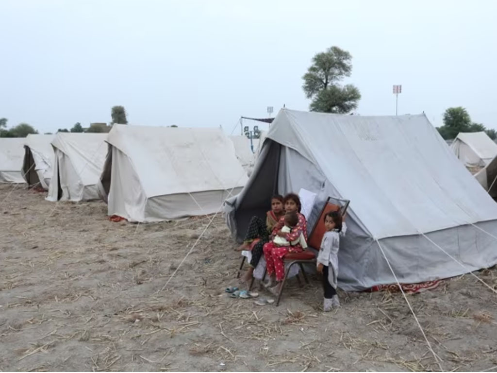 anak-anak di tenda di pakistan