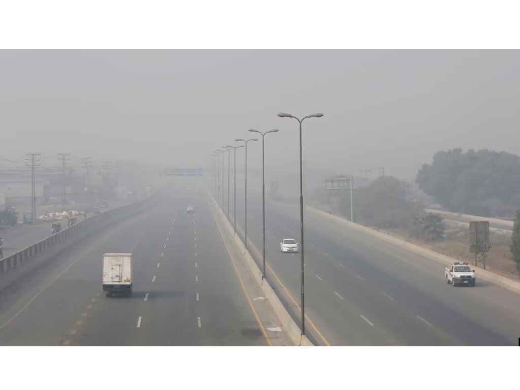 kabut di lahore