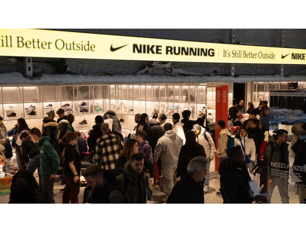 toko Nike di NY