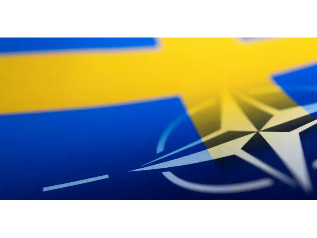 Bendera Swedia dan NATO