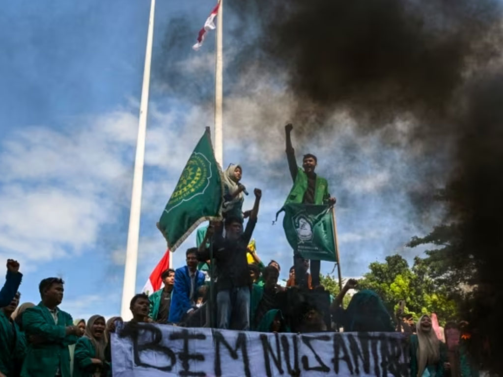 demo mahasiswa Aceh tolak rohingya