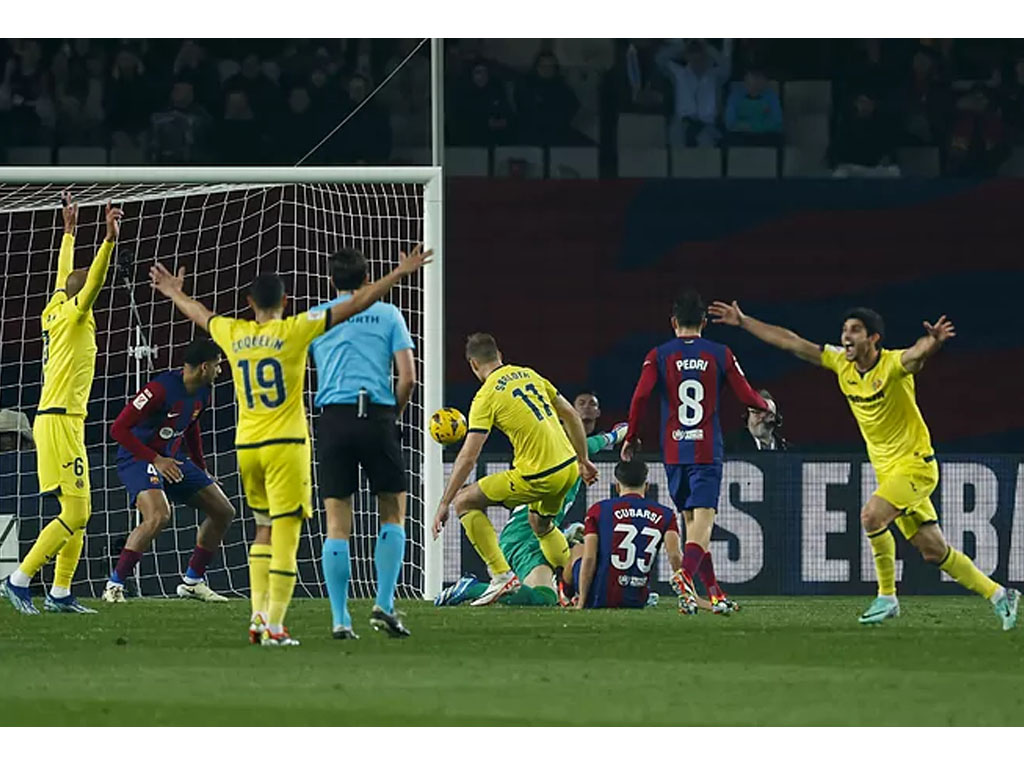 gol villarreal ke gawang barca