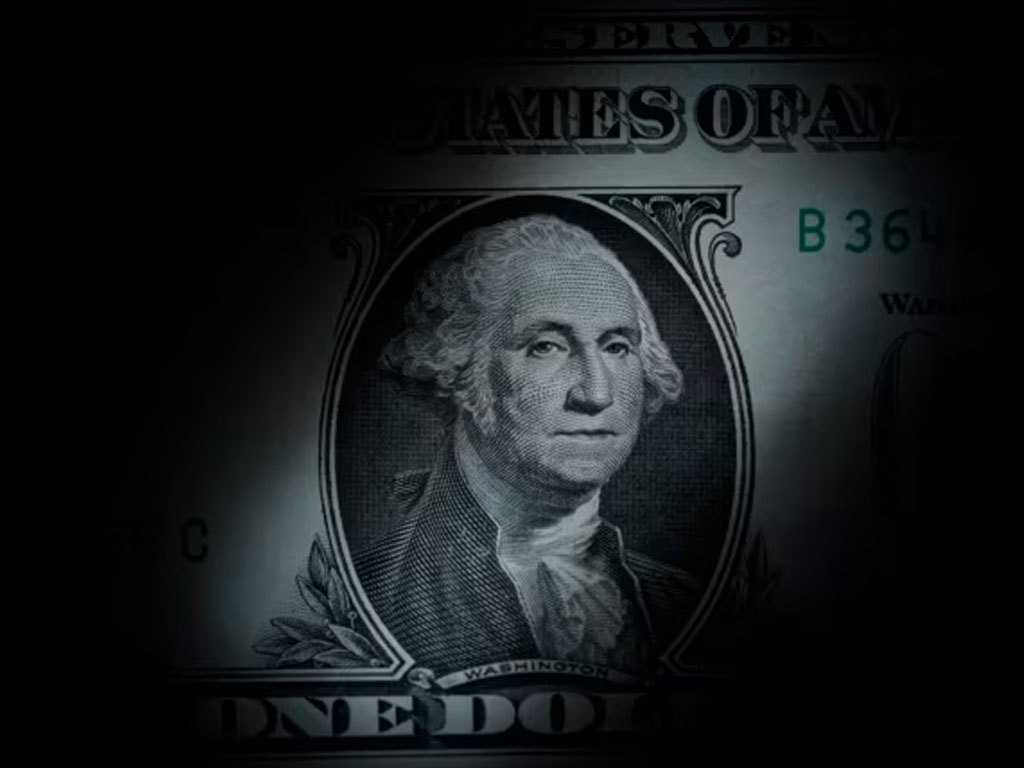 Foto yang mirip dengan George Washington pada uang kertas satu dolar AS
